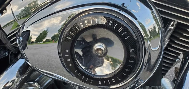 2011 Harley-Davidson, 22 500 km, dovoz Kanada — foto 3 z 4