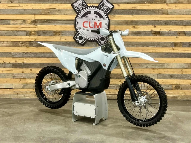 2025, dovoz Kanada — foto 3 z 5
