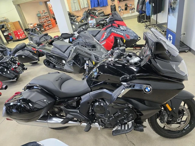 2018 BMW, 39 700 km, dovoz Kanada — foto 2 z 4