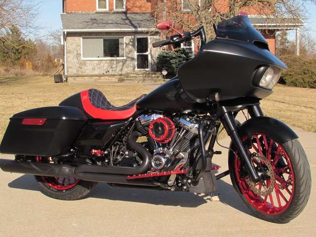 2017 Harley-Davidson, 27 300 km, dovoz Kanada — foto 3 z 5