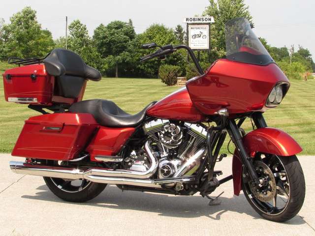 2013 Harley-Davidson, 30 100 km, dovoz Kanada — foto 2 z 5