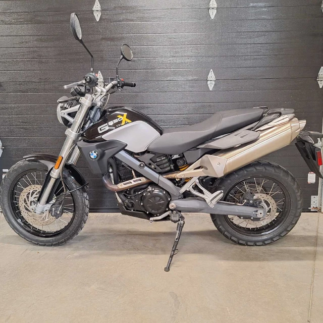 2007 BMW, 19 000 km, dovoz Kanada — foto 2 z 2