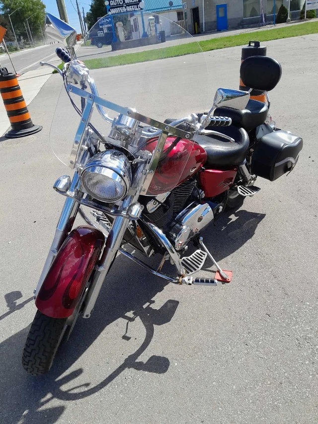 2002 Honda, 14 382 km, dovoz Kanada — foto 4 z 5