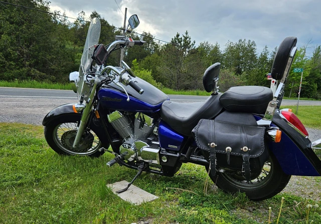 2004 Honda, 53 500 km, dovoz Kanada — foto 3 z 4