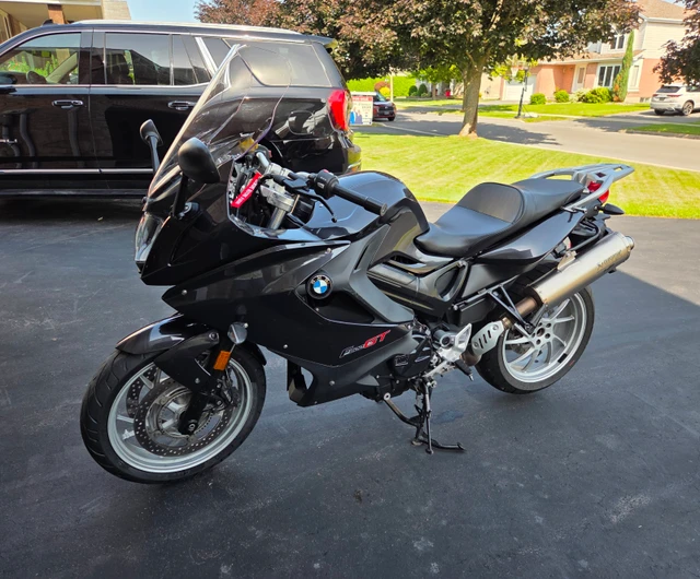 2014 BMW, 37 618 km, dovoz Kanada — foto 3 z 5