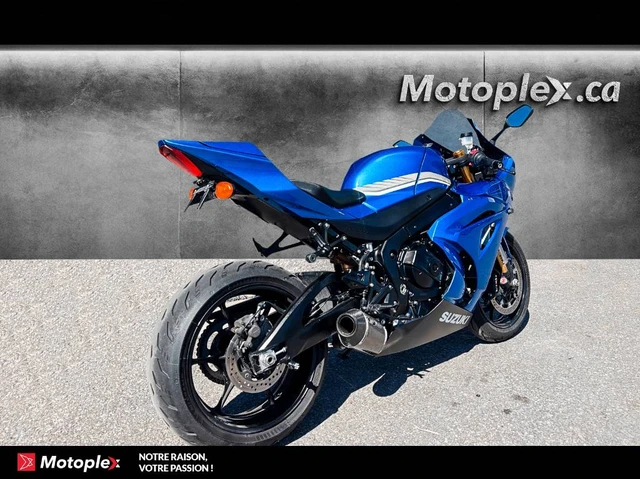 2017 Suzuki, 25 544 km, dovoz Kanada — foto 3 z 5