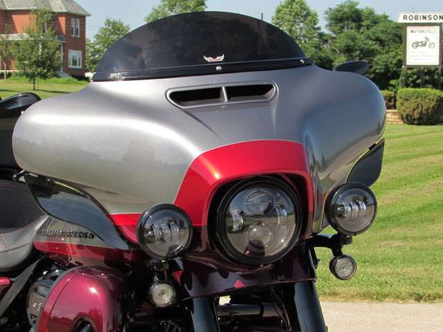 2019 Harley-Davidson, 4 000 km, dovoz Kanada — foto 3 z 5