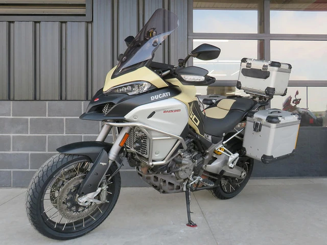 2019 Ducati, 29 987 km, dovoz Kanada — foto 2 z 5