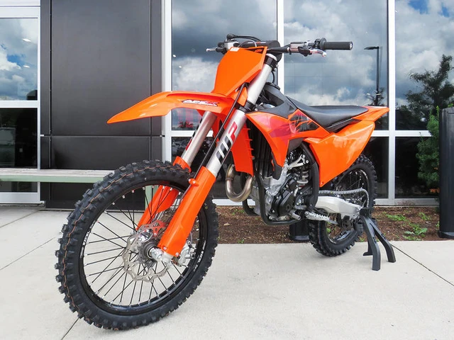 2027 KTM, 1 km, dovoz Kanada — foto 2 z 5