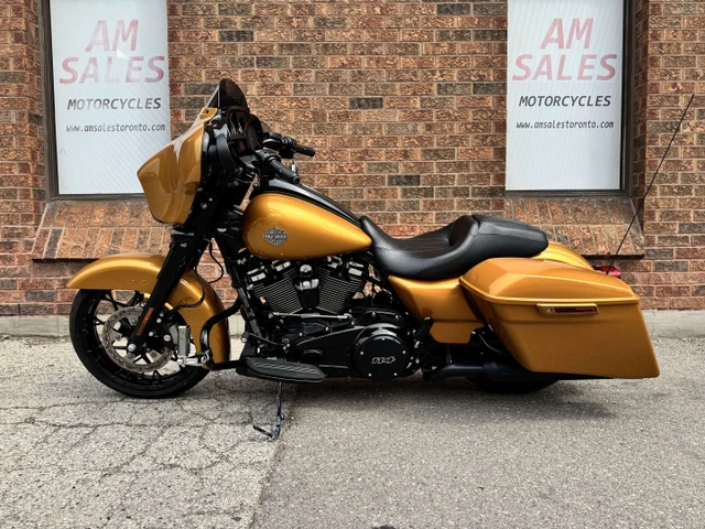 2023 Harley-Davidson, 8 500 km, dovoz Kanada — foto 2 z 5