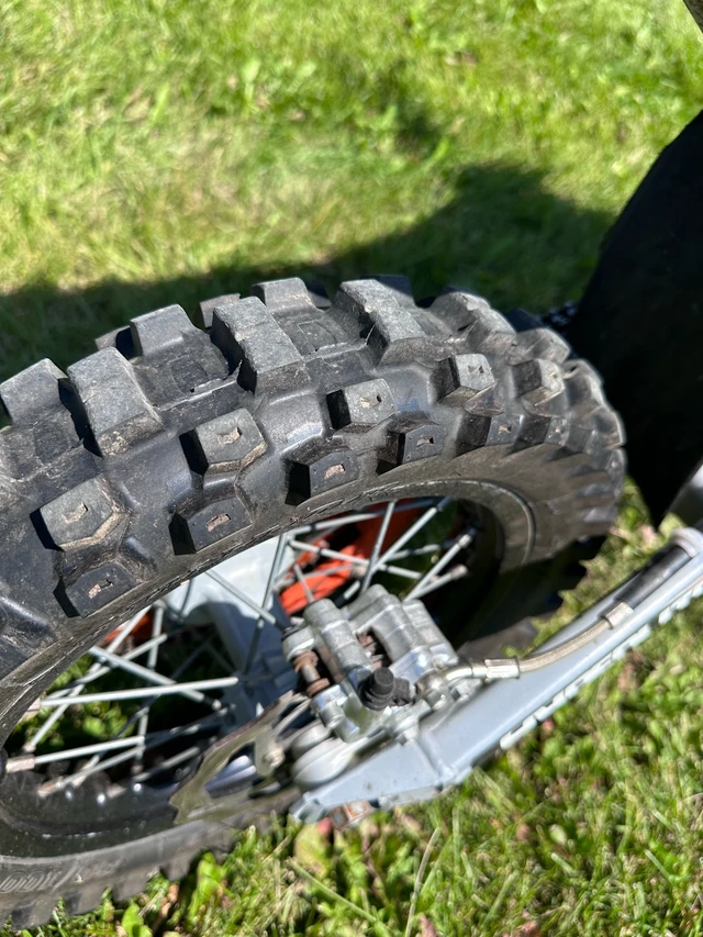 2011 KTM, dovoz Kanada — foto 4 z 5