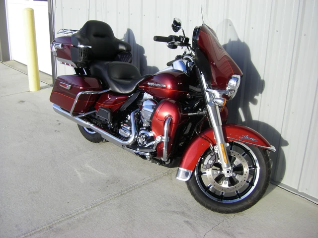 2016 Harley-Davidson, 38 717 km, dovoz Kanada — foto 2 z 5