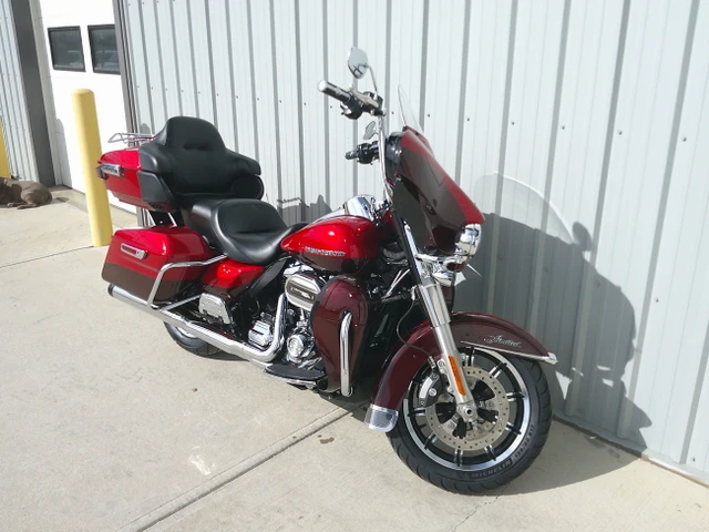 2019 Harley-Davidson, 37 143 km, dovoz Kanada — foto 2 z 5