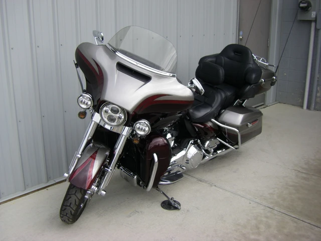 2015 Harley-Davidson, 17 234 km, dovoz Kanada — foto 5 z 5