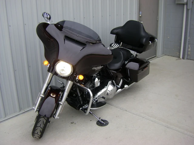 2014 Harley-Davidson, 19 989 km, dovoz Kanada — foto 5 z 5