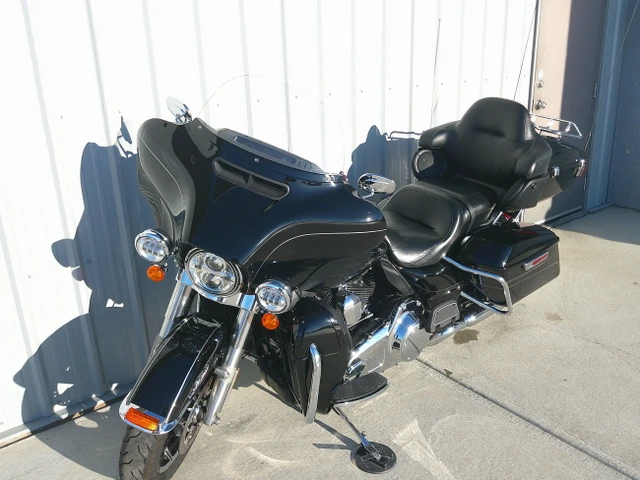 2014 Harley-Davidson, 44 003 km, dovoz Kanada — foto 5 z 5