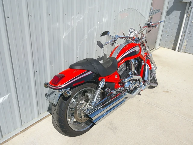 2006 Harley-Davidson, 4 322 km, dovoz Kanada — foto 3 z 5