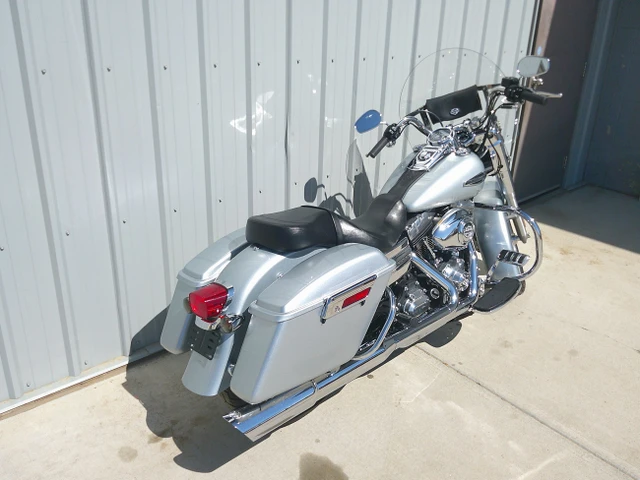 2012 Harley-Davidson, 17 689 km, dovoz Kanada — foto 3 z 5