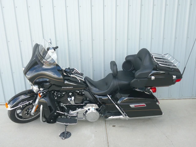 2017 Harley-Davidson, 46 949 km, dovoz Kanada — foto 4 z 5