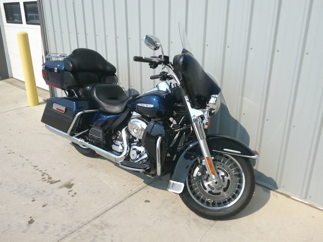 2012 Harley-Davidson, 22 942 km, dovoz Kanada — foto 2 z 5