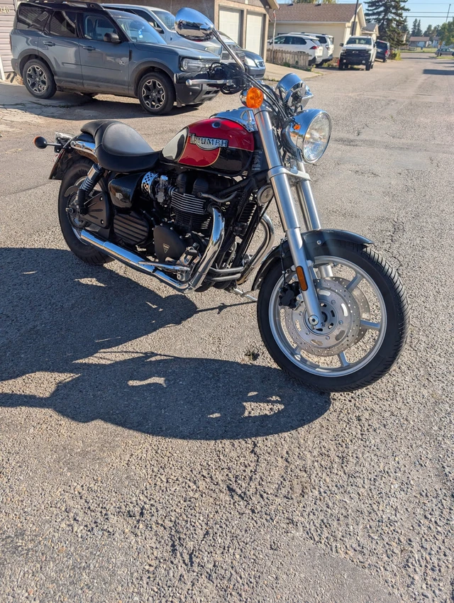 2003 Triumph, 12 000 km, dovoz Kanada — foto 5 z 5