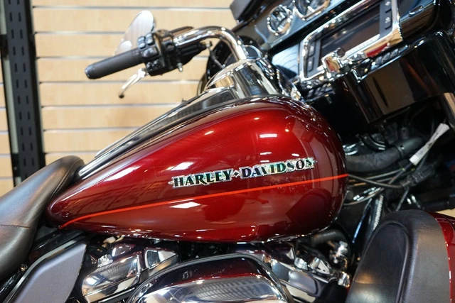 2017 Harley-Davidson, 25 936 km, dovoz Kanada — foto 4 z 5