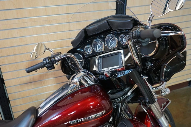 2017 Harley-Davidson, 25 936 km, dovoz Kanada — foto 3 z 5