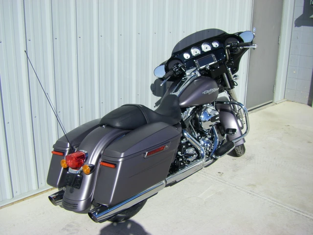 2016 Harley-Davidson, 39 335 km, dovoz Kanada — foto 3 z 5