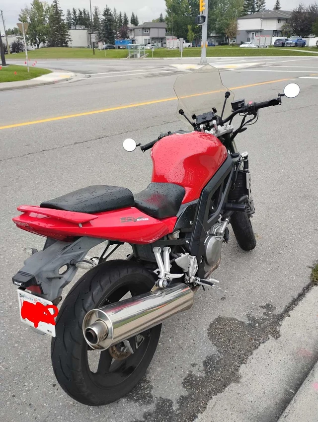 2006, 42 000 km, dovoz Kanada — foto 4 z 5