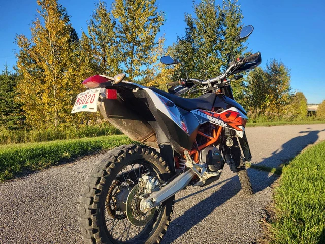 2018 KTM, 5 263 km, dovoz Kanada — foto 4 z 5