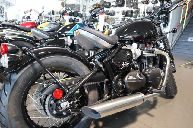 2026 Triumph, dovoz Kanada — foto 3 z 5