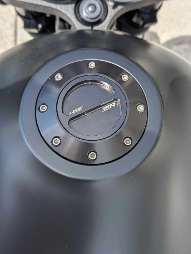 2011 Harley-Davidson, 8 800 km, dovoz Kanada — foto 5 z 5