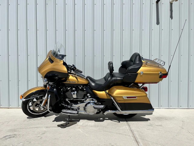 2017 Harley-Davidson, 46 576 km, dovoz Kanada — foto 4 z 5