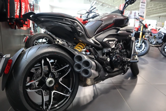 2026 Ducati, dovoz Kanada — foto 2 z 5