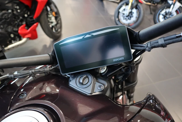 2026 Ducati, dovoz Kanada — foto 3 z 5