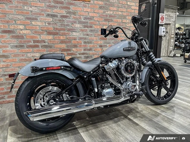 2026 Harley-Davidson, dovoz Kanada — foto 5 z 5