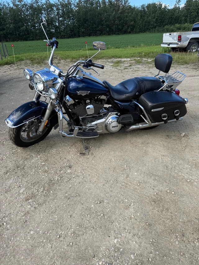 2012 Harley-Davidson, 86 250 km, dovoz Kanada — foto 2 z 3