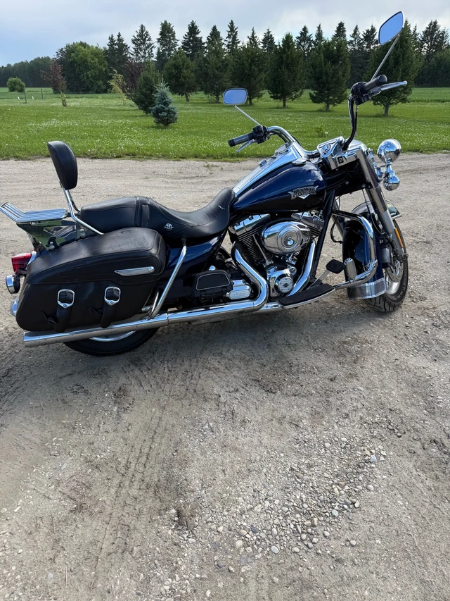 2012 Harley-Davidson, 86 250 km, dovoz Kanada — foto 3 z 3