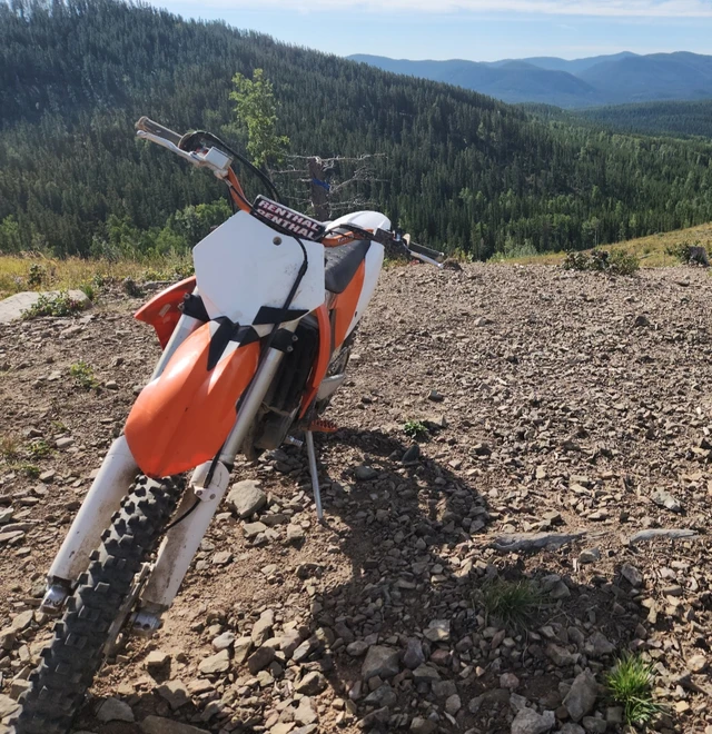 2012 KTM, dovoz Kanada — foto 3 z 3