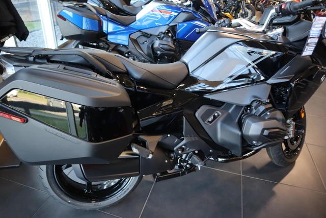 2026 BMW, dovoz Kanada — foto 2 z 5
