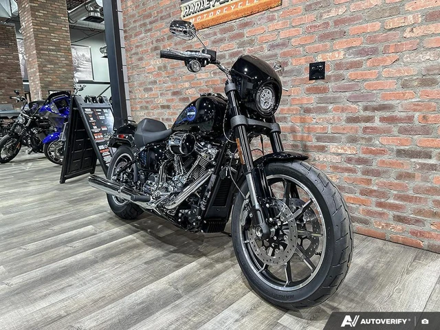 2026 Harley-Davidson, dovoz Kanada — foto 2 z 5