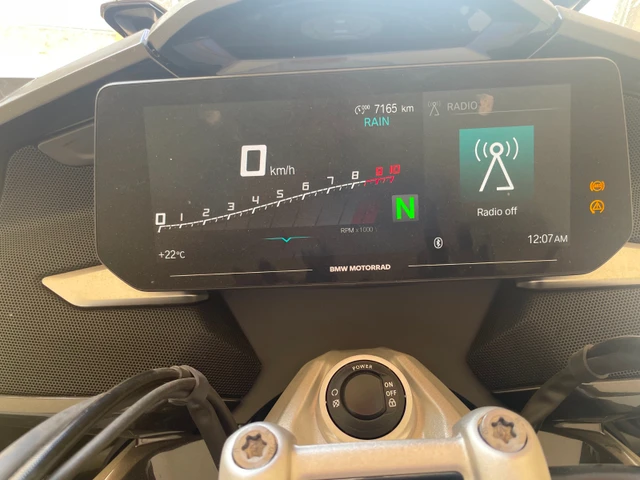2022 BMW, 7 165 km, dovoz Kanada — foto 3 z 5