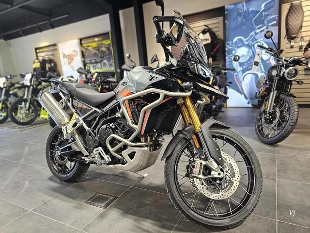 2026 Triumph, 6 km, dovoz Kanada — foto 2 z 5