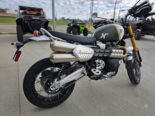 2026 Triumph, 1 km, dovoz Kanada — foto 2 z 5
