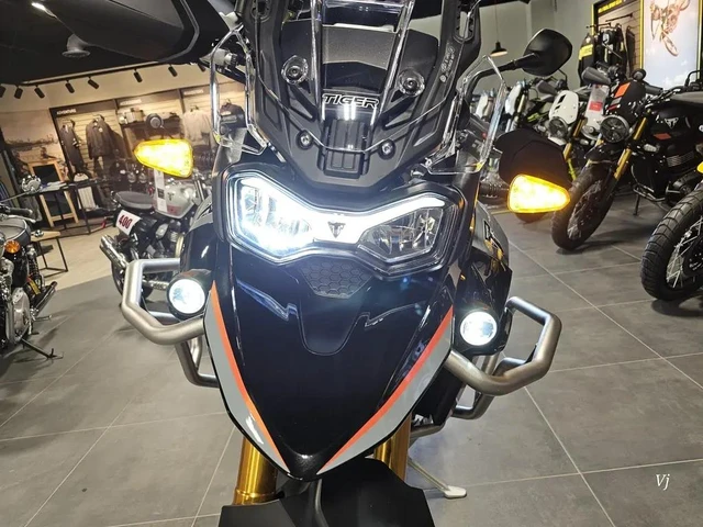 2026 Triumph, dovoz Kanada — foto 2 z 5