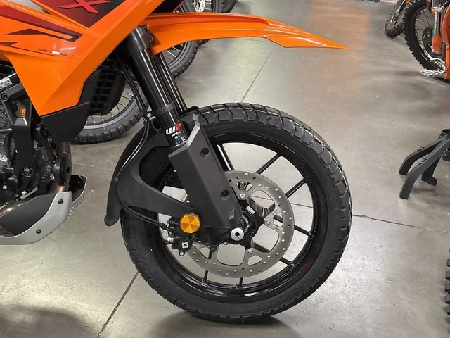 2026 KTM, 12 km, dovoz Kanada — foto 5 z 5