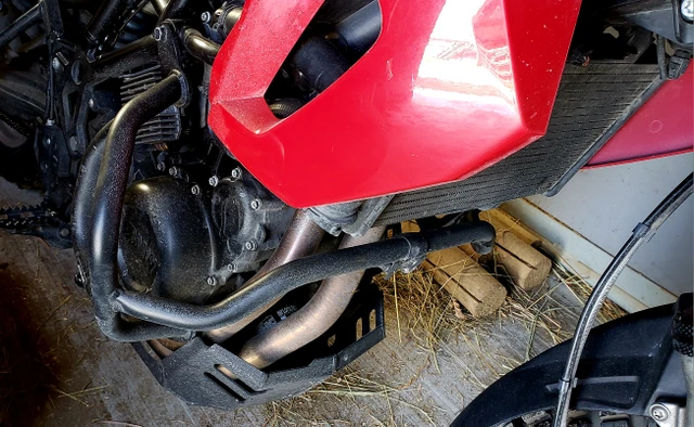 2008 BMW, 28 992 km, dovoz Kanada — foto 4 z 5