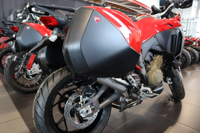 2026 Ducati, dovoz Kanada — foto 3 z 5