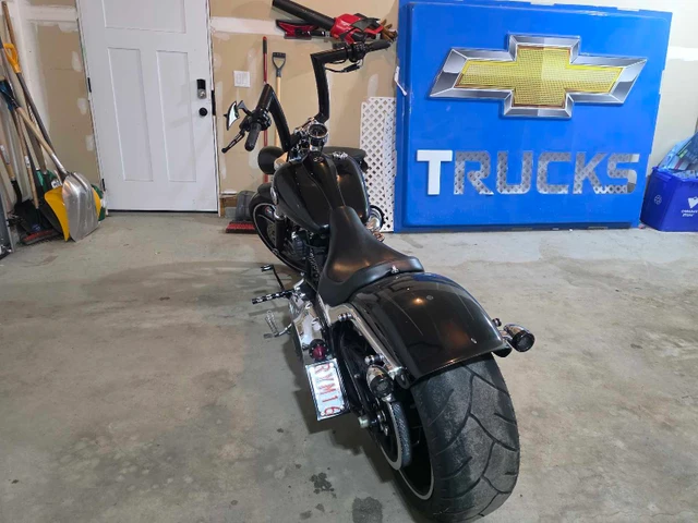 2013 Harley-Davidson, 26 888 km, dovoz Kanada — foto 3 z 5