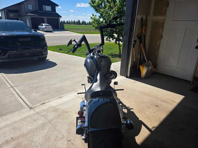 2013 Harley-Davidson, 26 888 km, dovoz Kanada — foto 5 z 5